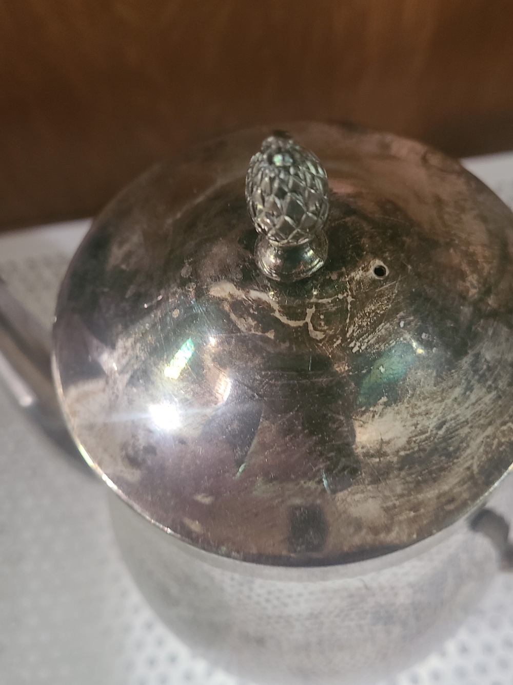 Pair Of old ONIEDA SILVERSMITH Teapots - Picture 3 of 3